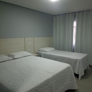 Klasik Üç Kişilik Oda